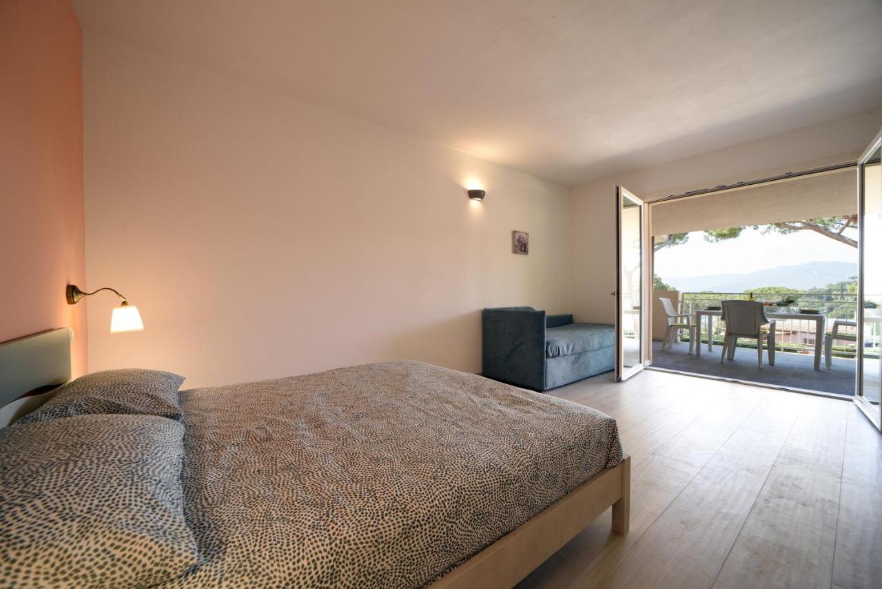 Residence Le Grazie Est Capoliveri  Luaran gambar