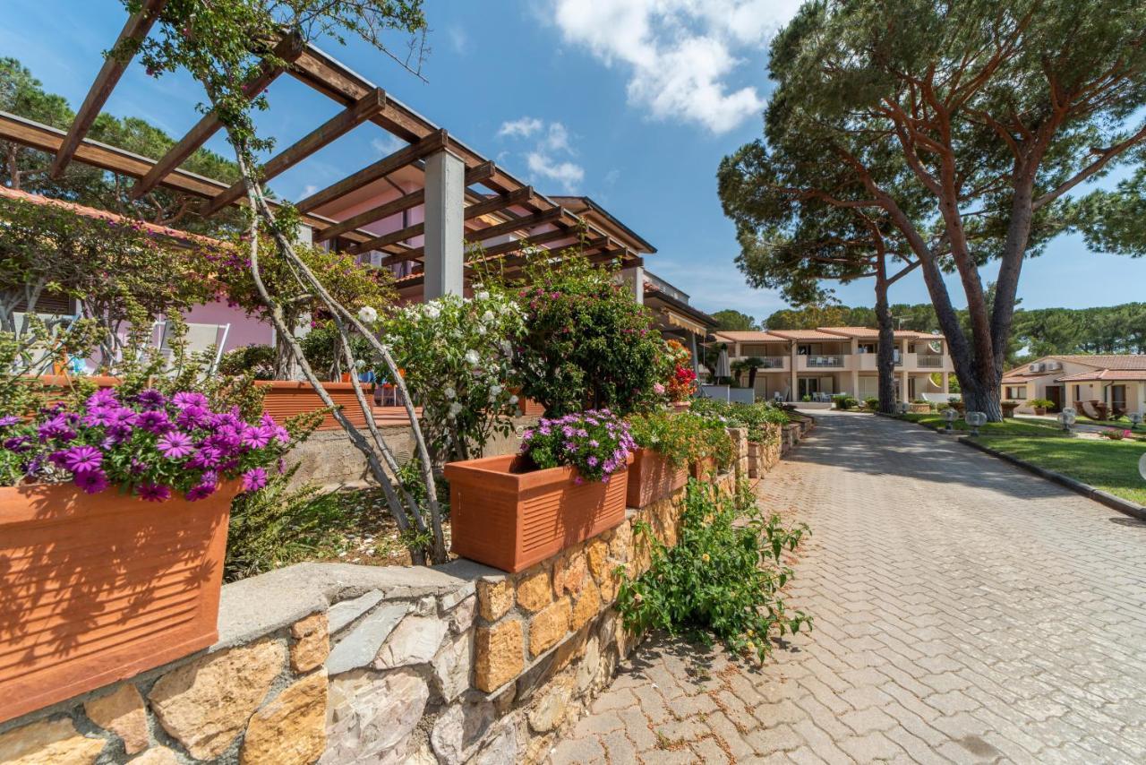 Residence Le Grazie Est Capoliveri  Luaran gambar