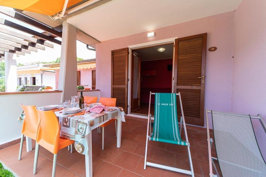 Residence Le Grazie Est Capoliveri  Luaran gambar